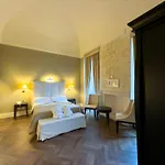 Relais Il Santissimo Otel