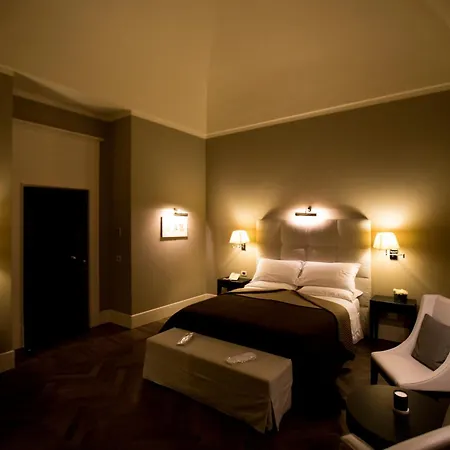 Relais Il Santissimo 호텔 투리