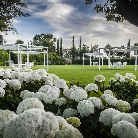 Relais Il Santissimo Hotel 4*